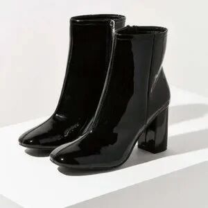 Urban Outfitters Sloane Seamed Faux Patent Leather Ankle Boots